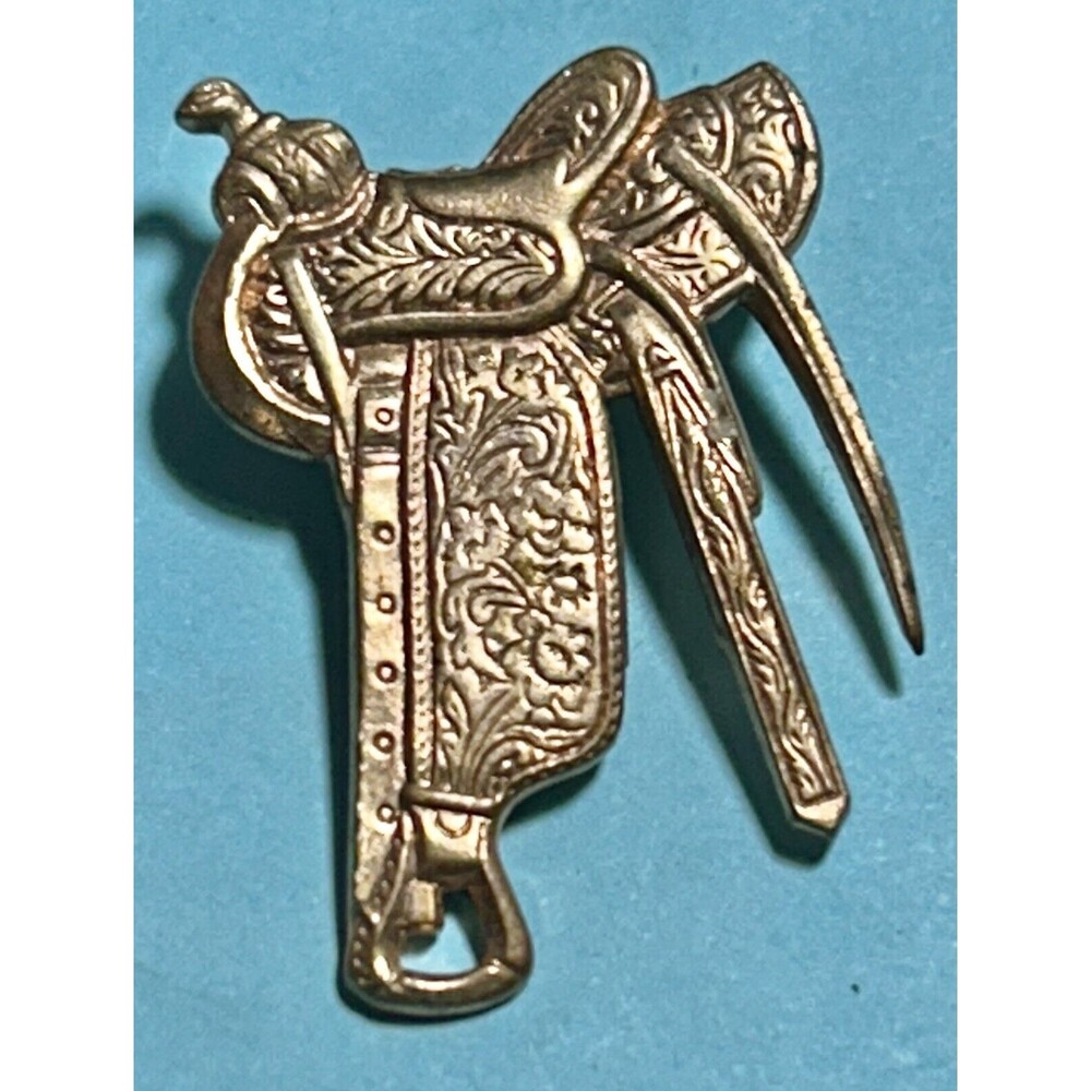 Western Saddle Cowboy's  Gold Tone Hat pin, EUC